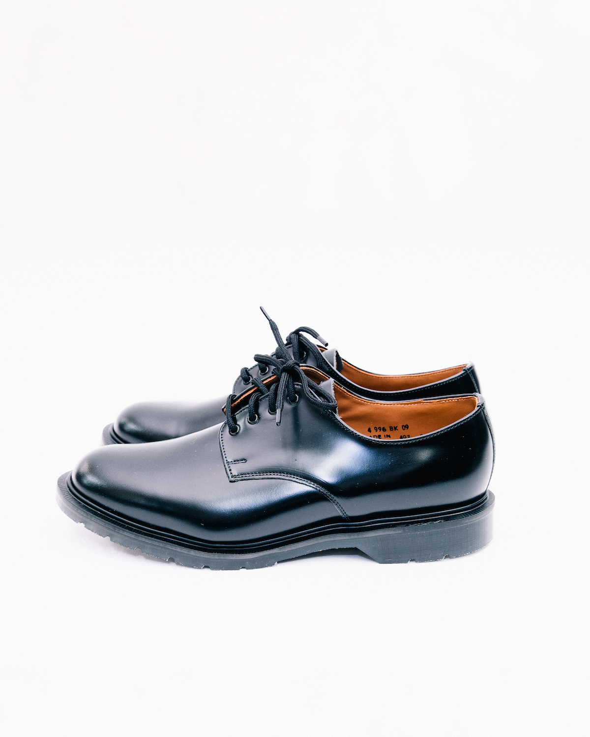 【SOLOVAIR】革靴好きには知られている！カジュアルに履けるMade in UKのレザーシューズ | ST&DARD MADE